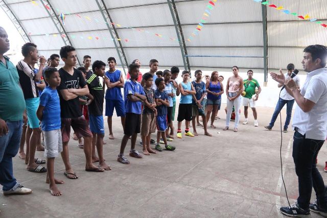 Wellington encerrou o bate papo falando sobre educação e incentivando cada jovem a não deixar de estudar