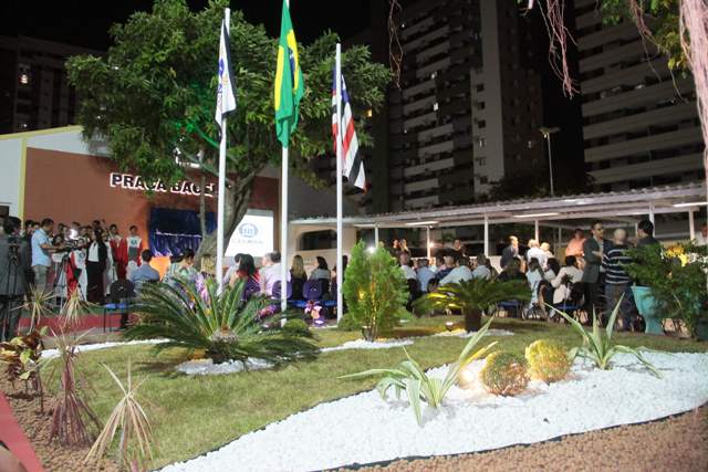 Praça Bacelar foi inaugurada no Campus Renascença, da Universidade Ceuma, em homenagem aos pioneiros da televisão no Maranhão (Fotos: Biaman Prado/O Estado)