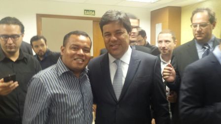 Felipe Silva com o ministro da Educação, Mendonça Filhio