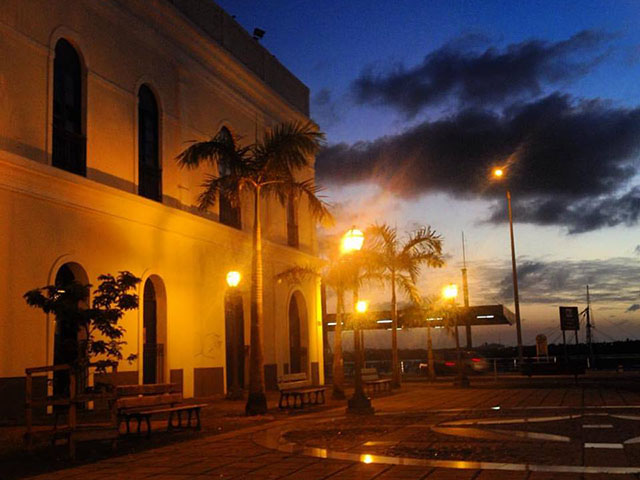 Praça dos Catraeiros, na Praia Grande. Foto: Fafá Lago