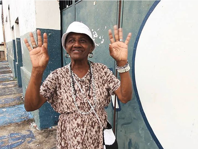 Patativa é a figura que vai comandar a roda de samba com a moçada da Turma do Vandico, no Mercado das Tulhas (Praia Grande),