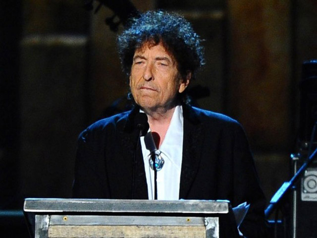 O cantor e compositor Bob Dylan, durante premiação em fevereiro de 2015 (Foto: Vince Bucci/Invision/AP)